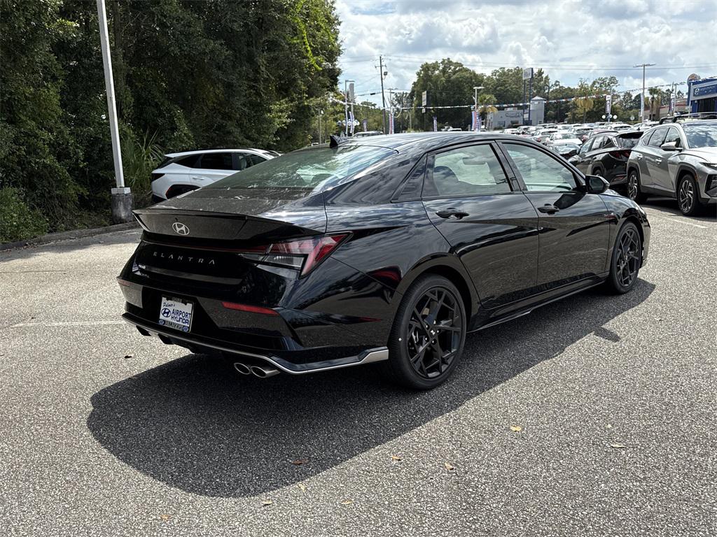 2025 Hyundai Elantra N Line photo 3