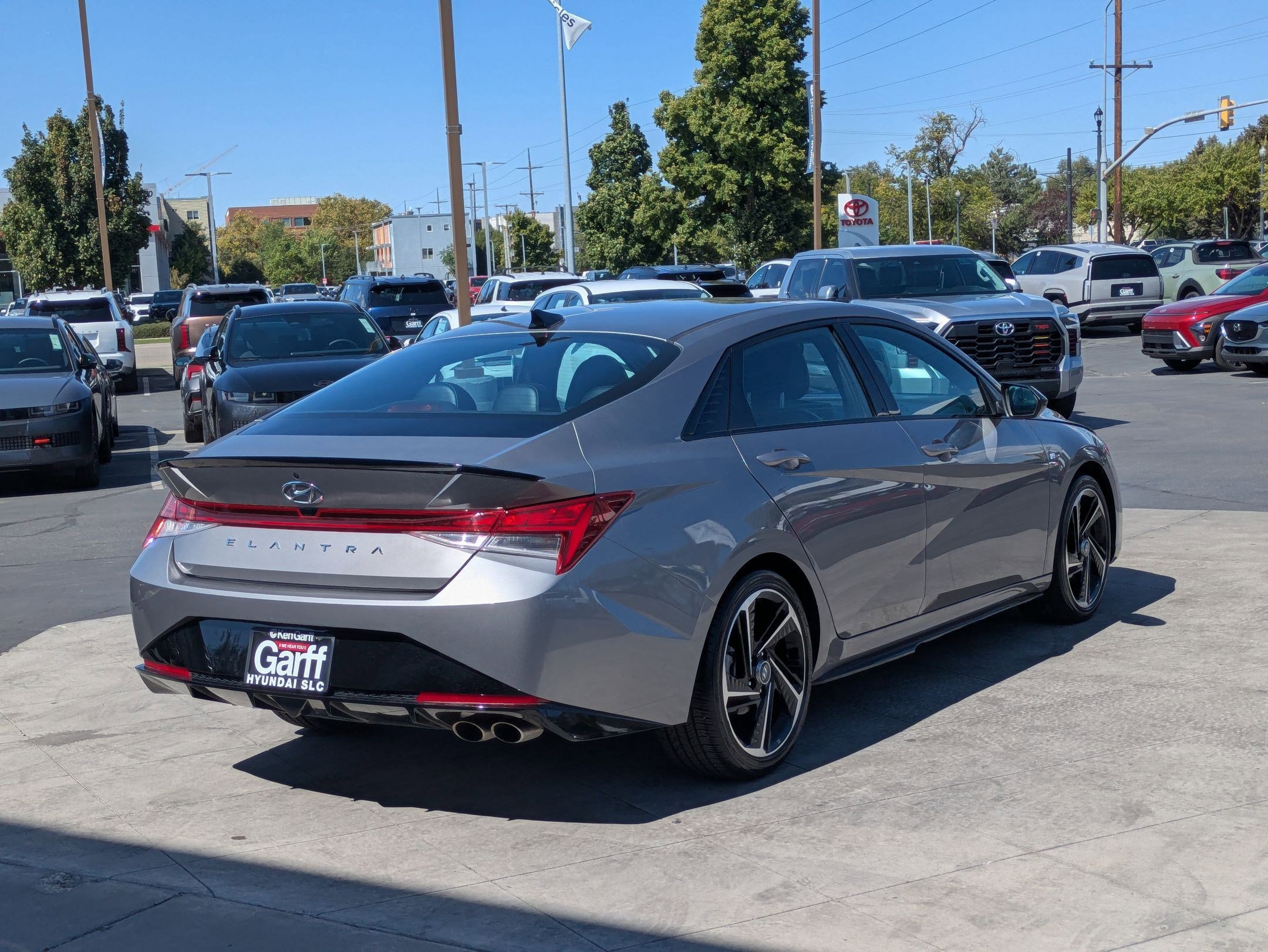 2023 Hyundai Elantra N Line photo 3