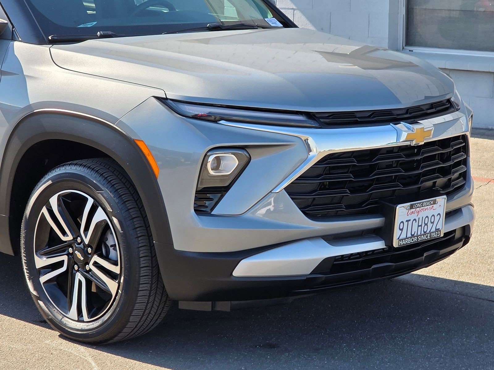 2024 Chevrolet Trailblazer LT photo 3