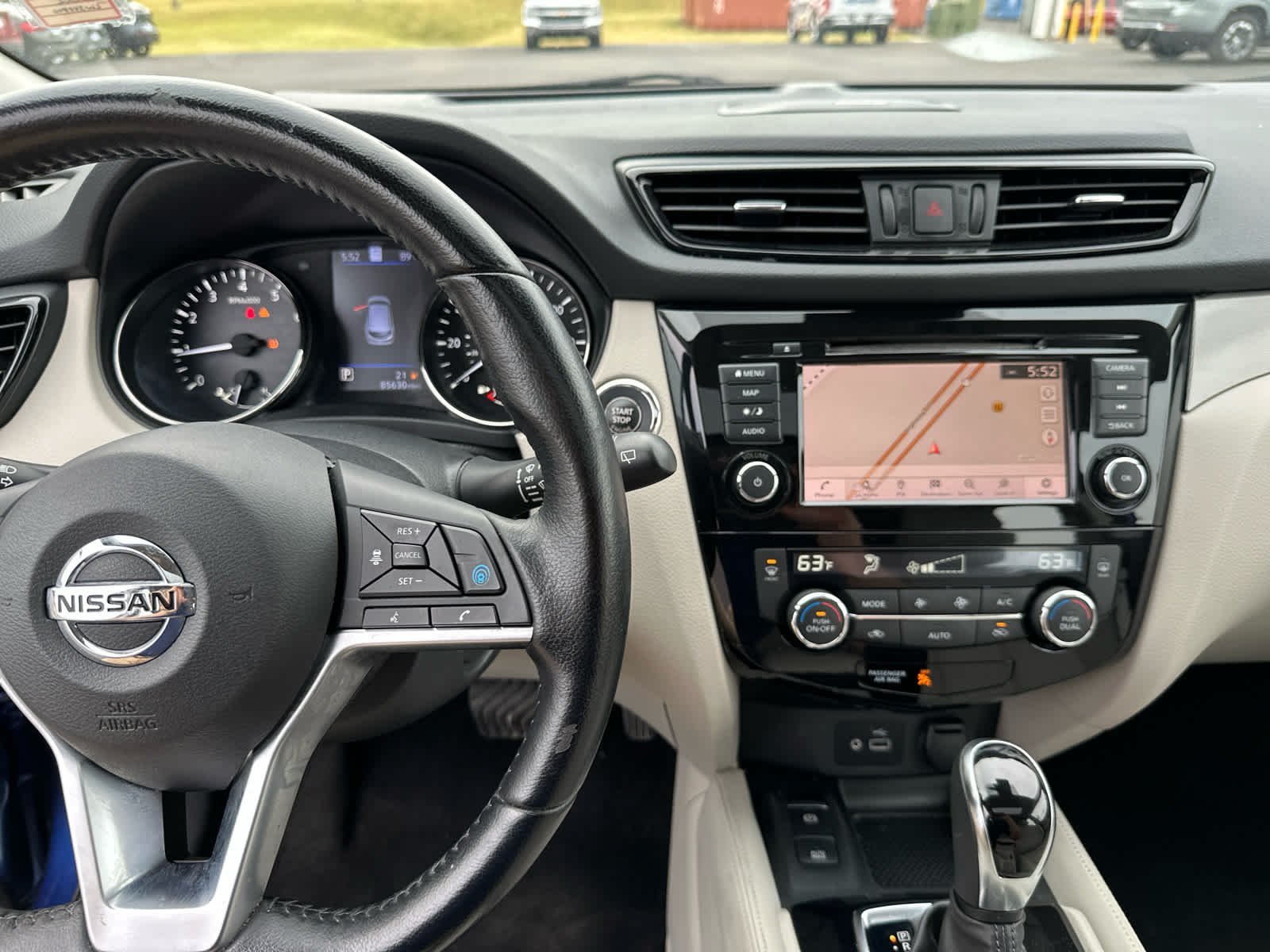2020 Nissan Rogue Sport SL photo 16