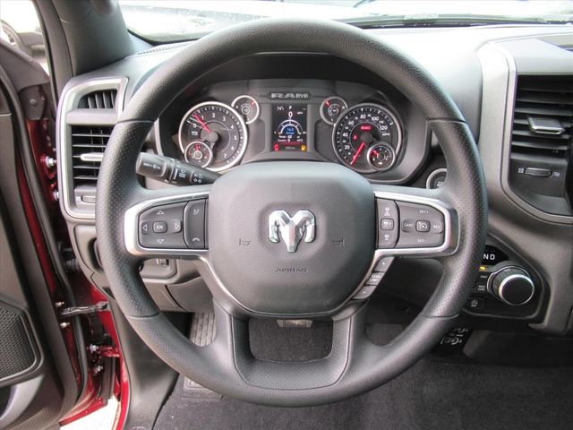 2025 Ram 1500 Tradesman photo 17