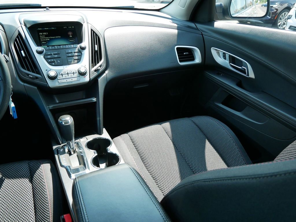 2016 Chevrolet Equinox LS photo 15