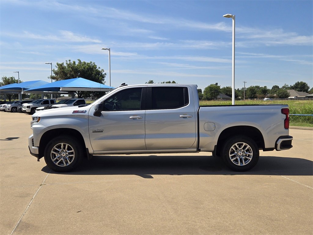 2021 Chevrolet Silverado 1500 RST photo 3