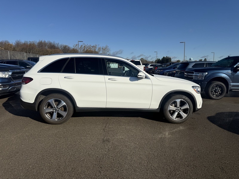 2022 Mercedes Benz GLC 300 4MATIC photo 4