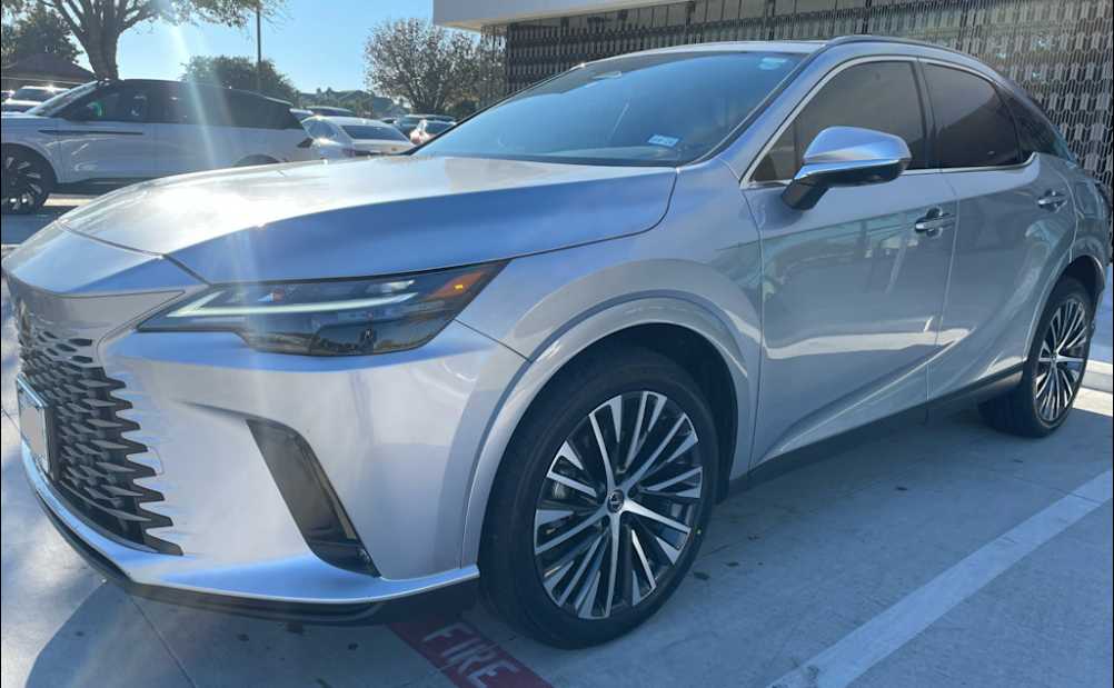 2023 Lexus RX 350's photo