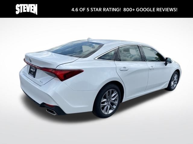 2020 Toyota Avalon XLE photo 4