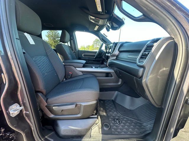 2025 Ram 2500 Big Horn photo 28