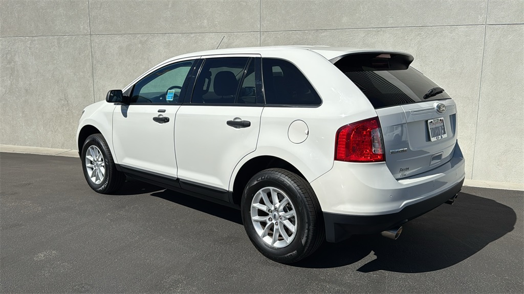 2013 Ford Edge SE photo 4