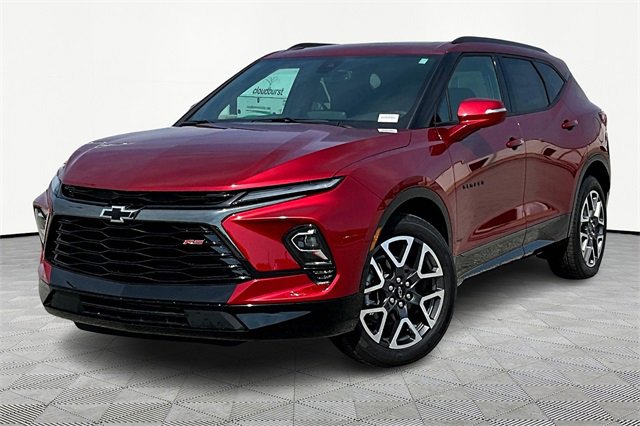2025 Chevrolet Blazer RS photo 2
