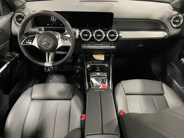 2025 Mercedes Benz GLB 250 4MATIC photo 14