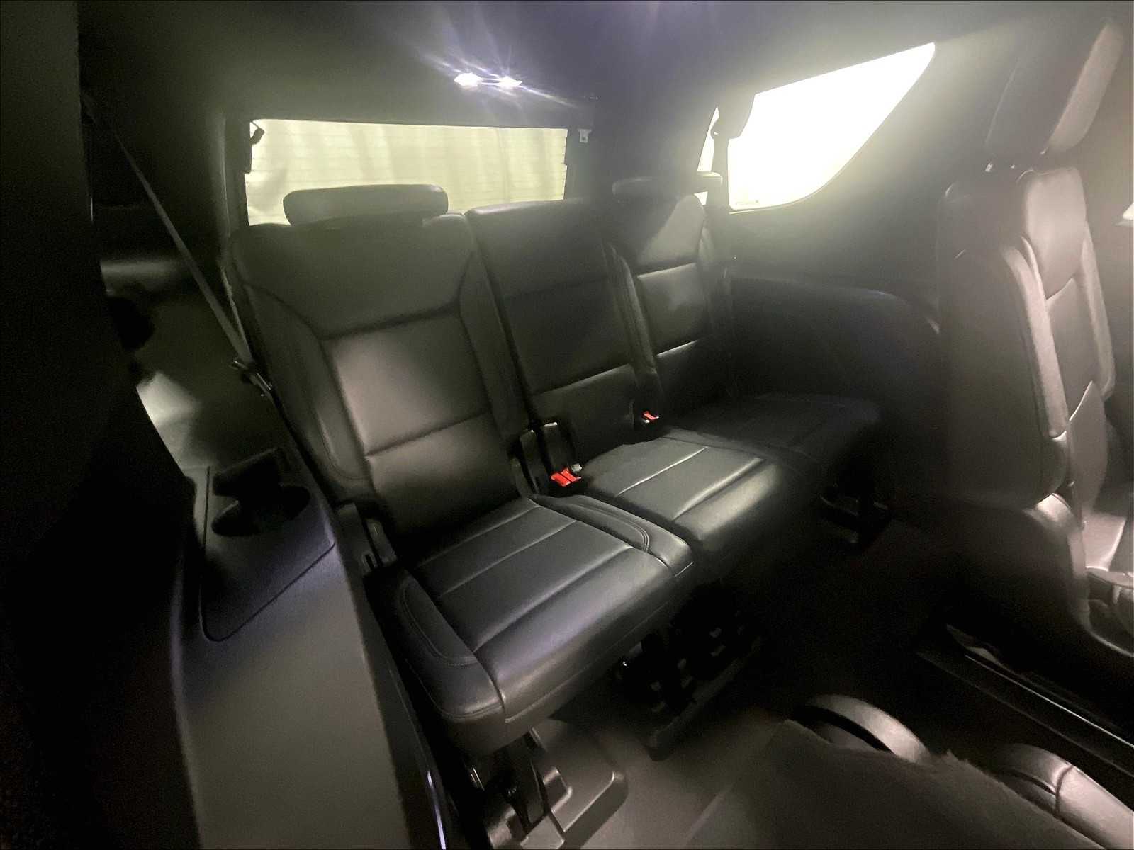 2022 Chevrolet Tahoe LT photo 14