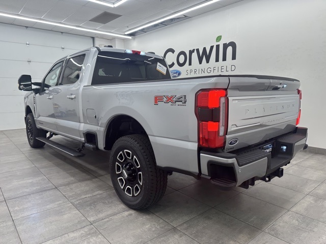 2024 Ford F-250 Platinum photo 2