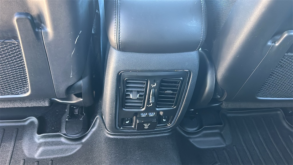 2020 Jeep Grand Cherokee Limited photo 21