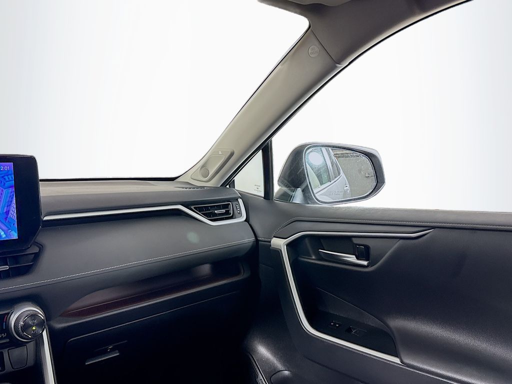 2024 Toyota RAV4 Hybrid Limited photo 22