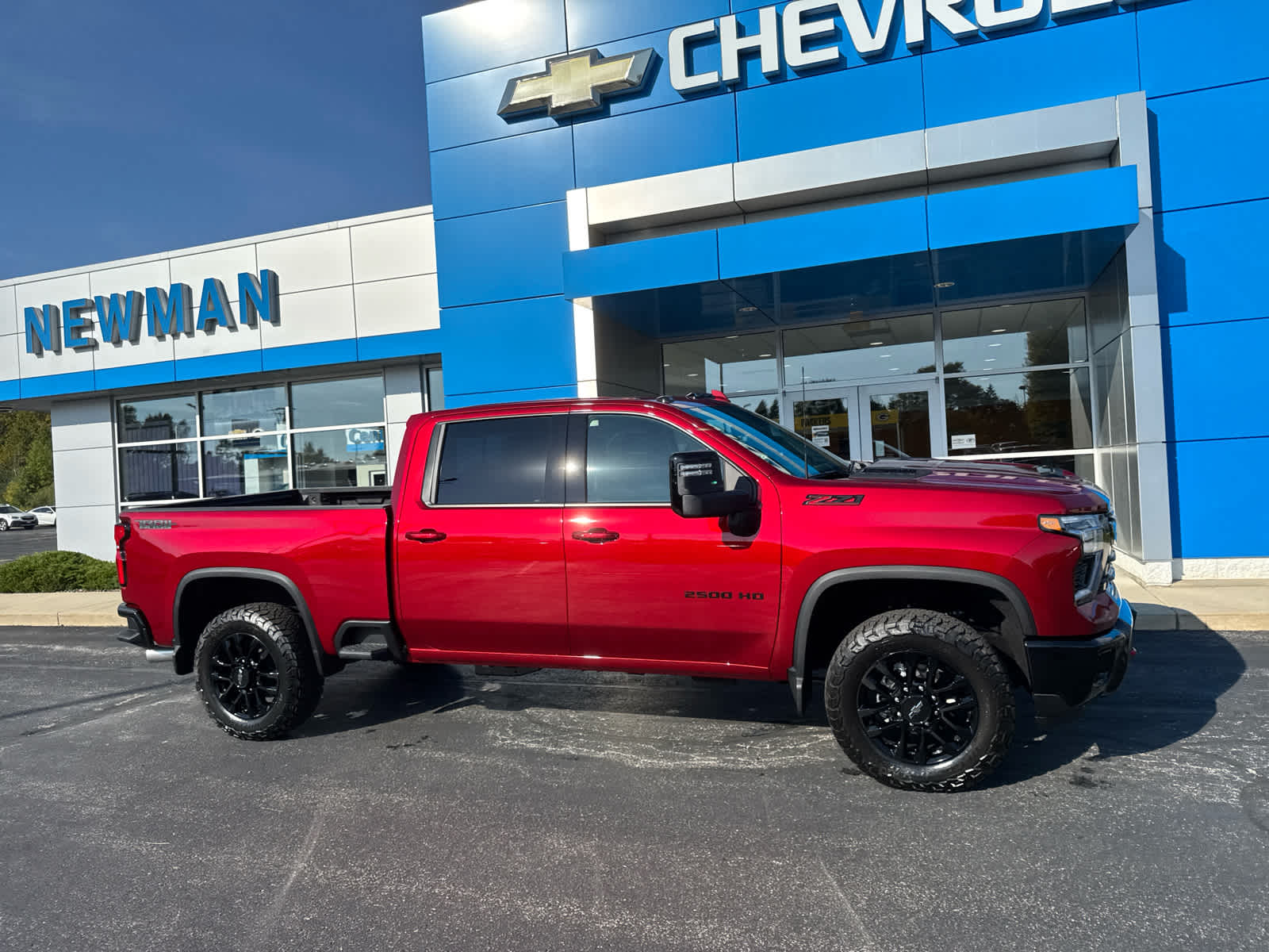 2025 Chevrolet Silverado 2500HD LTZ photo 2
