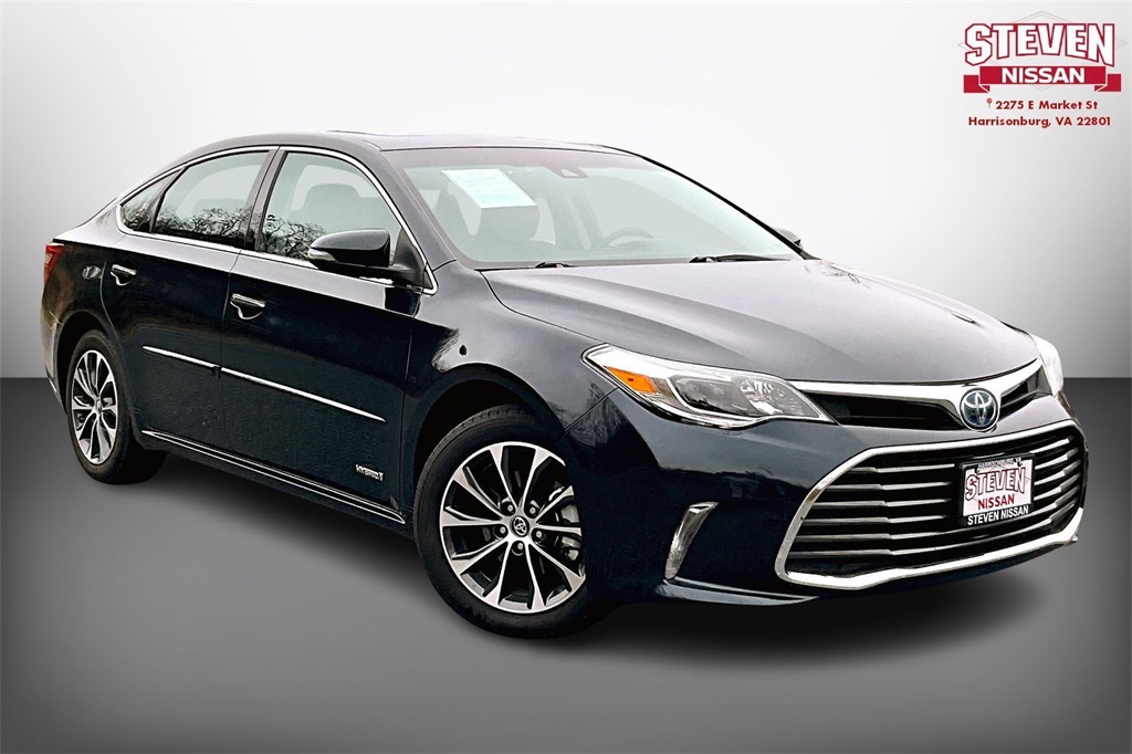2017 Toyota Avalon XLE Premium's photo