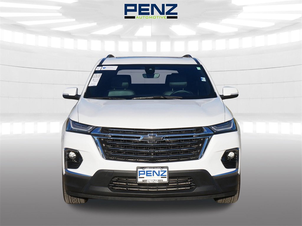 2023 Chevrolet Traverse Leather photo 2