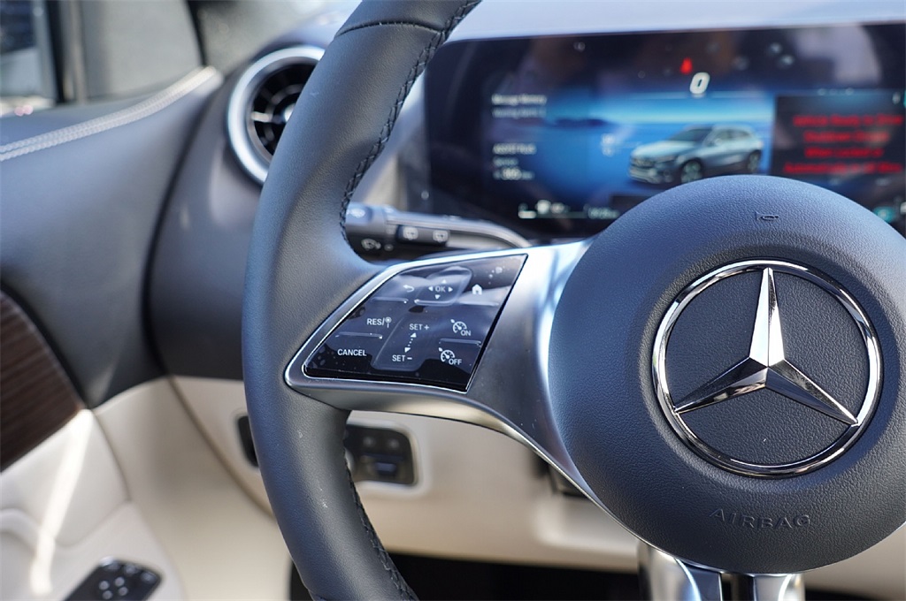 2026 Mercedes Benz GLA 250 photo 20
