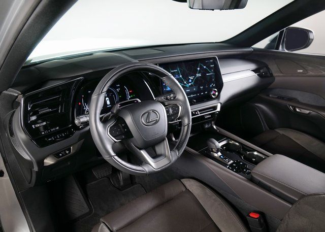 2024 Lexus RX 350h Luxury photo 16