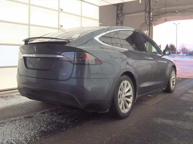 Used 2018 Tesla Model X 75D with VIN 5YJXCDE29JF103248 for sale in Naperville, IL