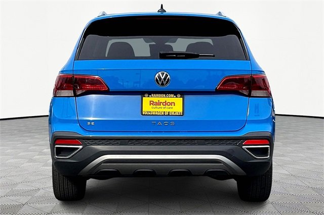 2023 Volkswagen Taos SE photo 4