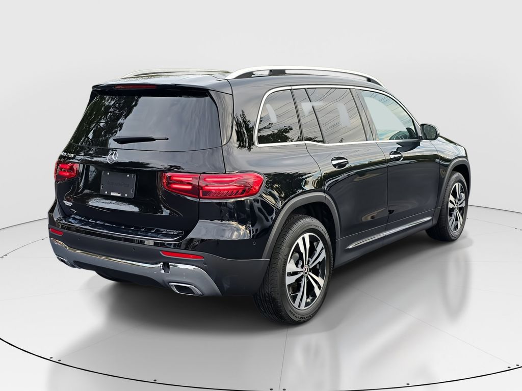 2025 Mercedes Benz GLB 250 photo 4