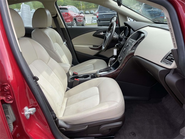 2015 Buick Verano Base photo 11