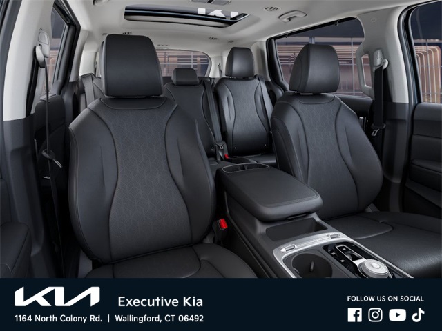 2025 Kia Carnival SX photo 15