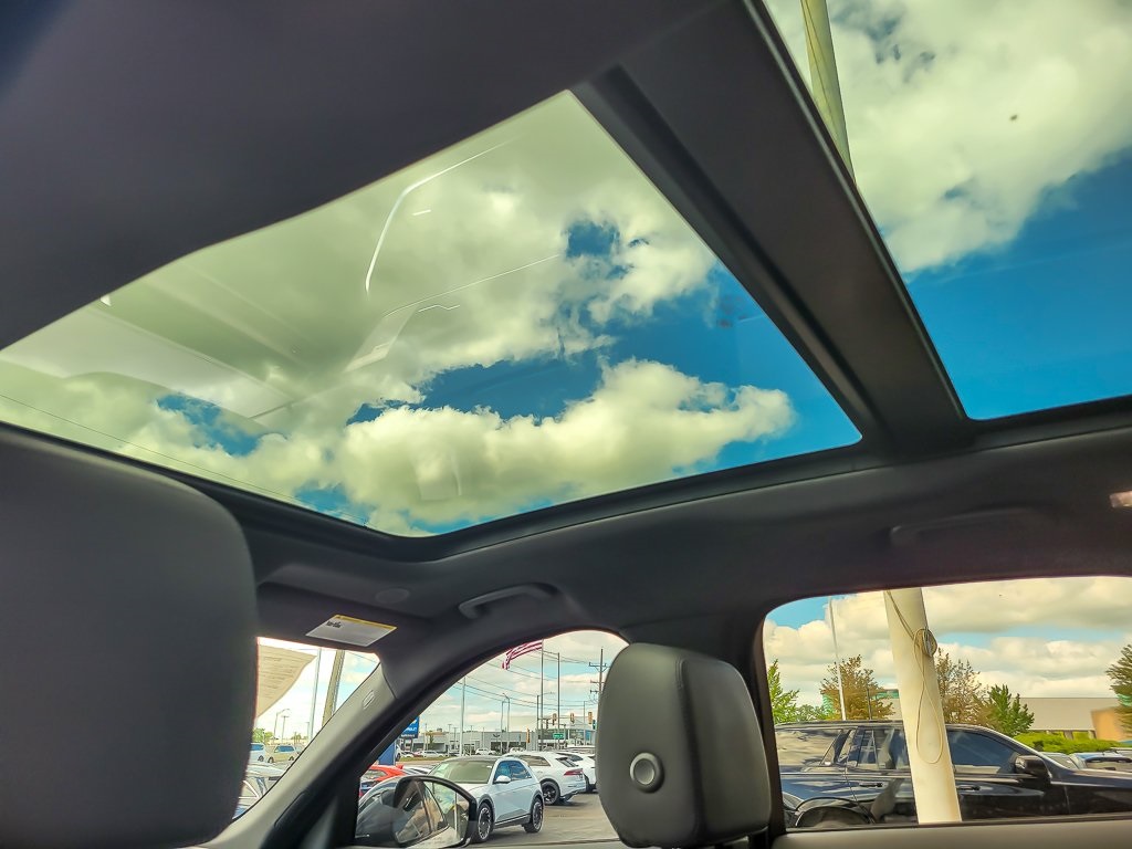 2023 Jaguar F-PACE P250 S photo 12