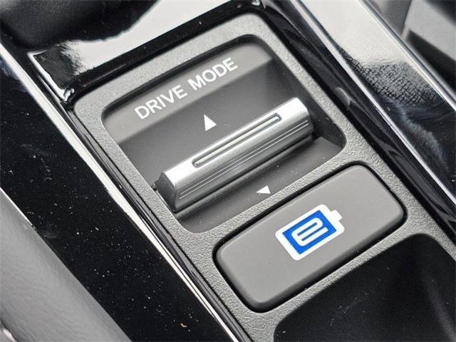 2025 Honda Accord Hybrid Touring photo 17