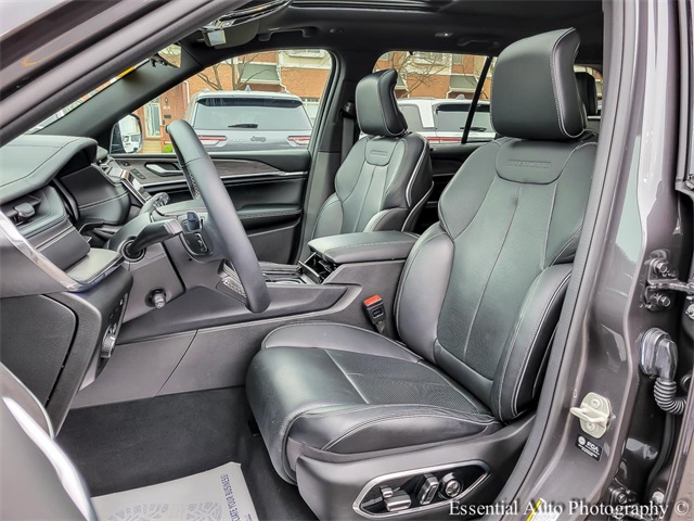 2024 JEEP GRAND CHEROKEE - Image 8