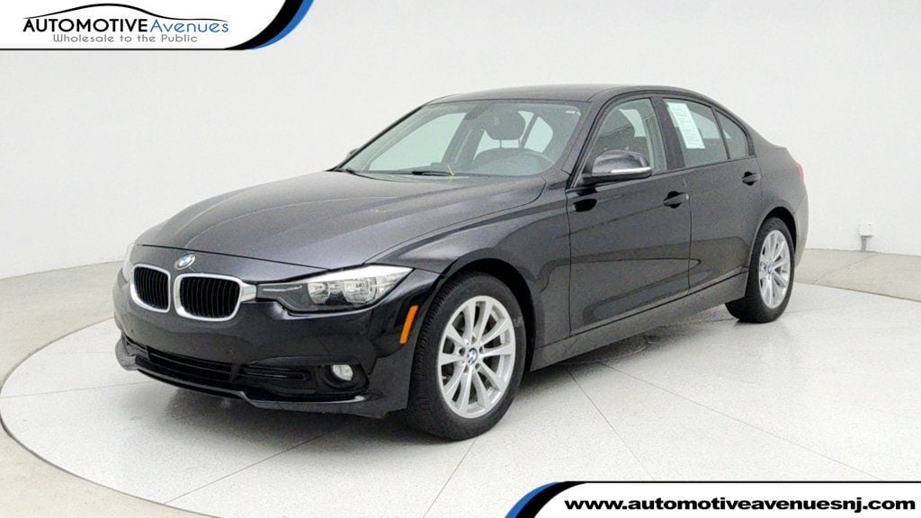 2016 BMW 3 Series 320i's photo