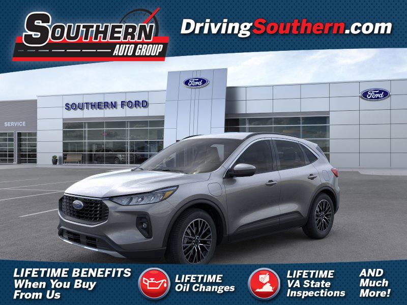2025 Ford Escape PHEV's photo