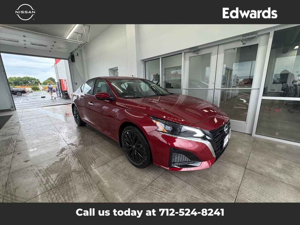 2025 Nissan Altima SV Special Edition photo 2