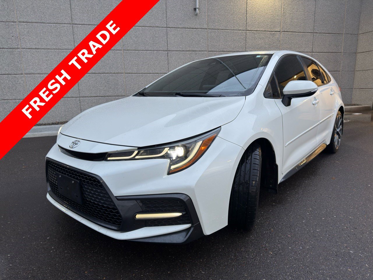2021 Toyota Corolla XSE's photo