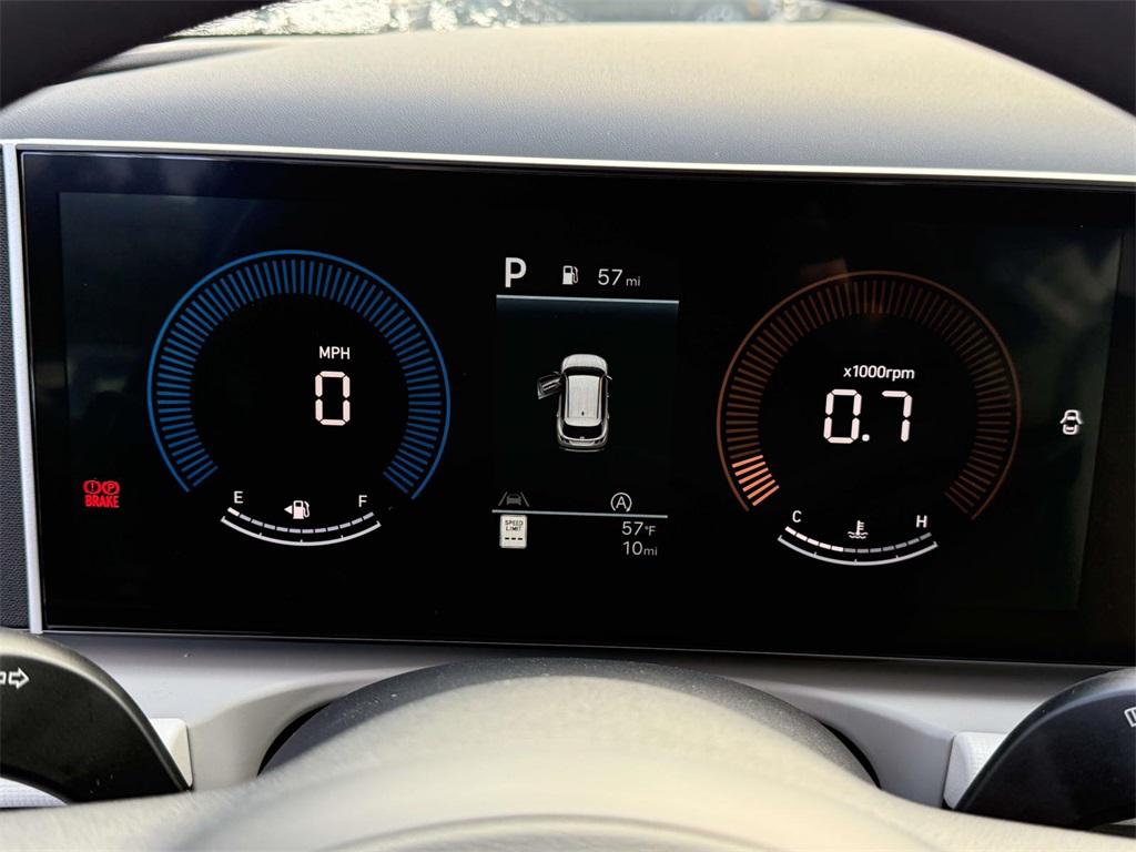 2025 Hyundai Tucson SE photo 24