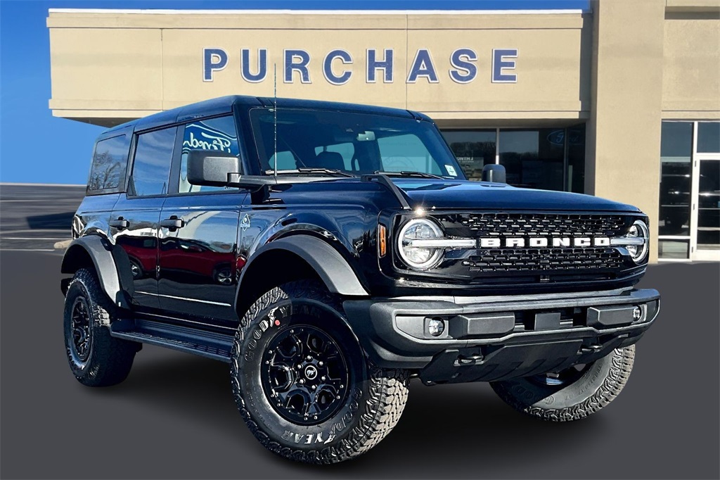2025 Ford Bronco Outer Banks's photo