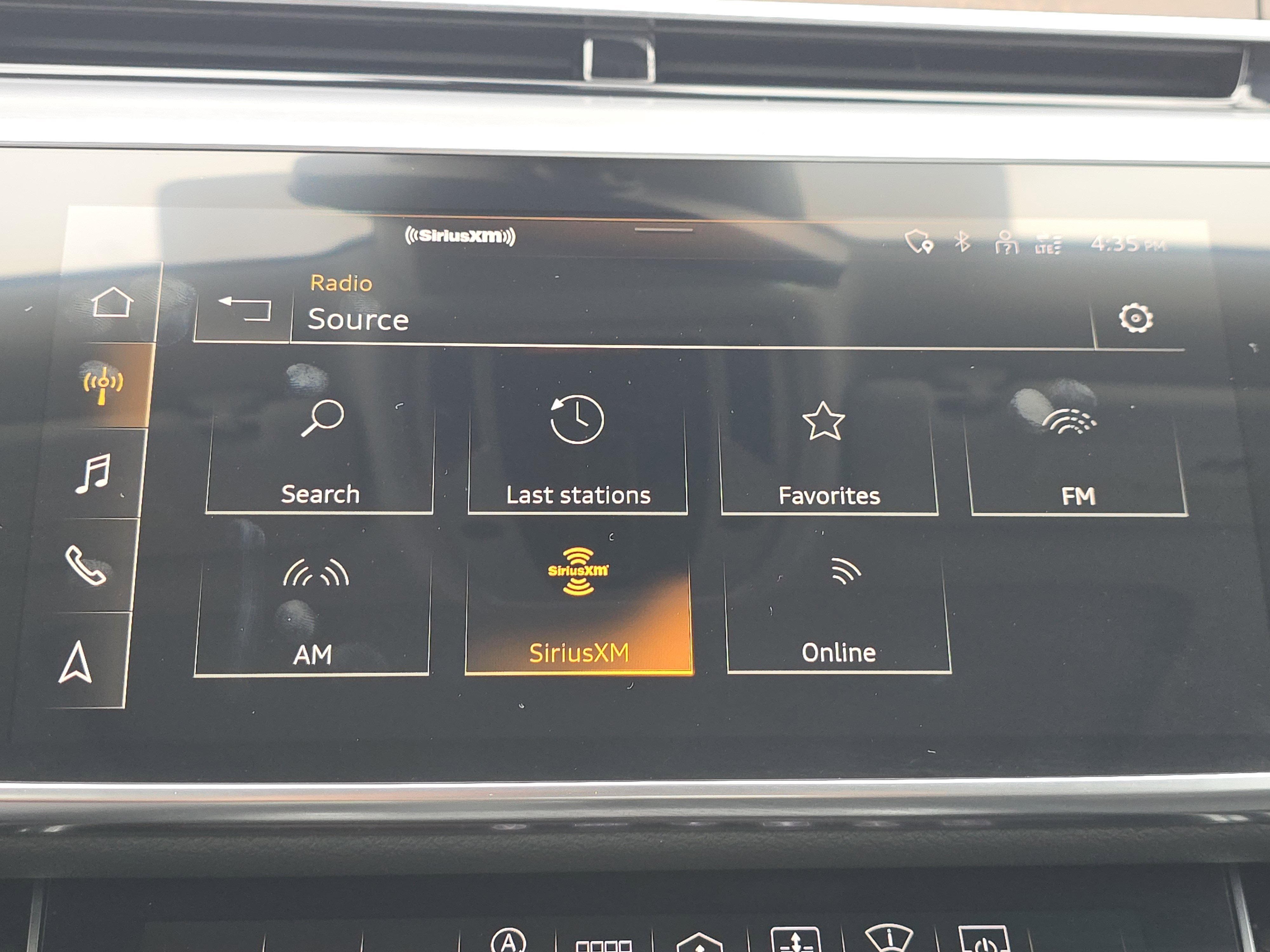2022 Audi A8 L 55 TFSI Quattro photo 11