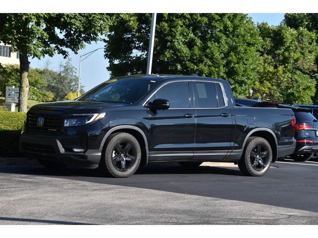 2022 Honda Ridgeline Black Edition photo 4