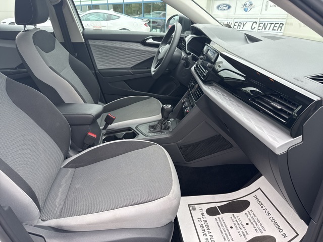 2022 Volkswagen Taos S photo 14