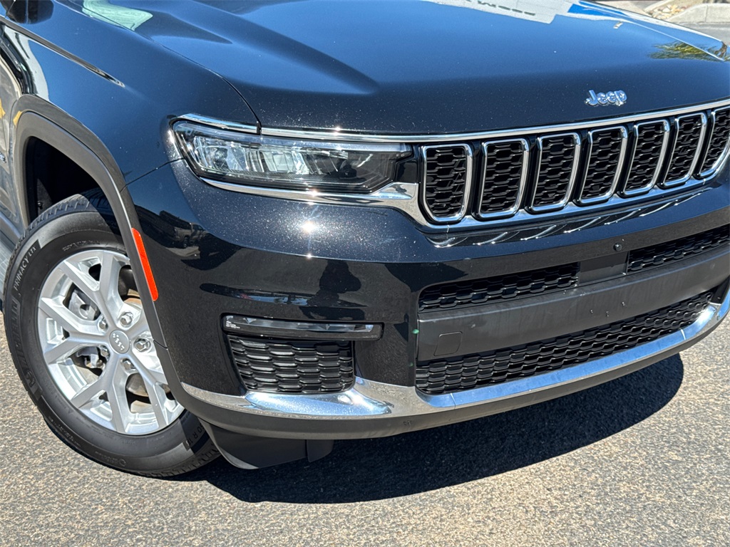 2023 Jeep Grand Cherokee Limited photo 4