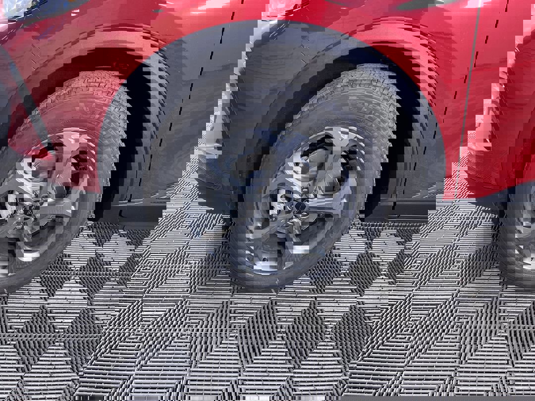 2025 Ford Escape Select photo 24