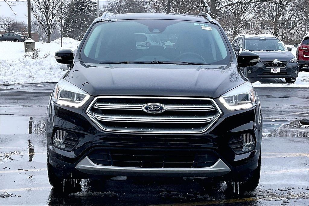 2017 Ford Escape Titanium photo 2