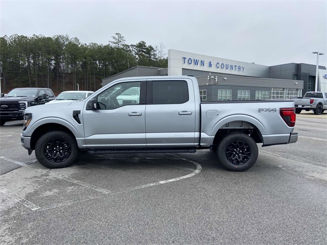 2025 Ford F-150 XLT photo 5