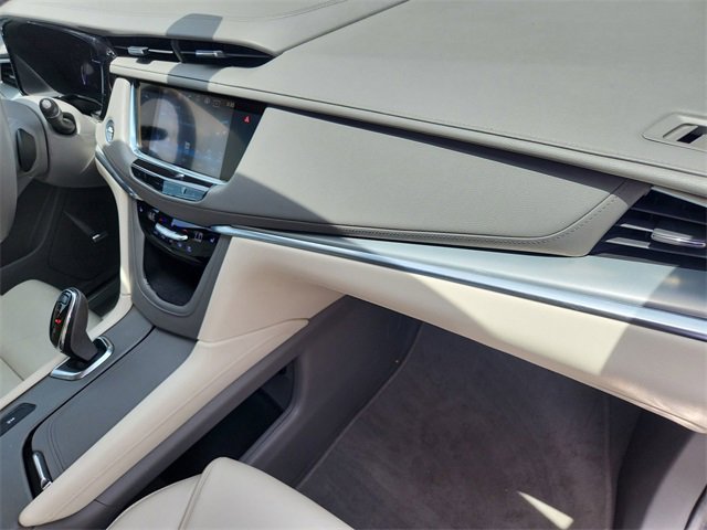2017 Cadillac XT5 Luxury photo 27