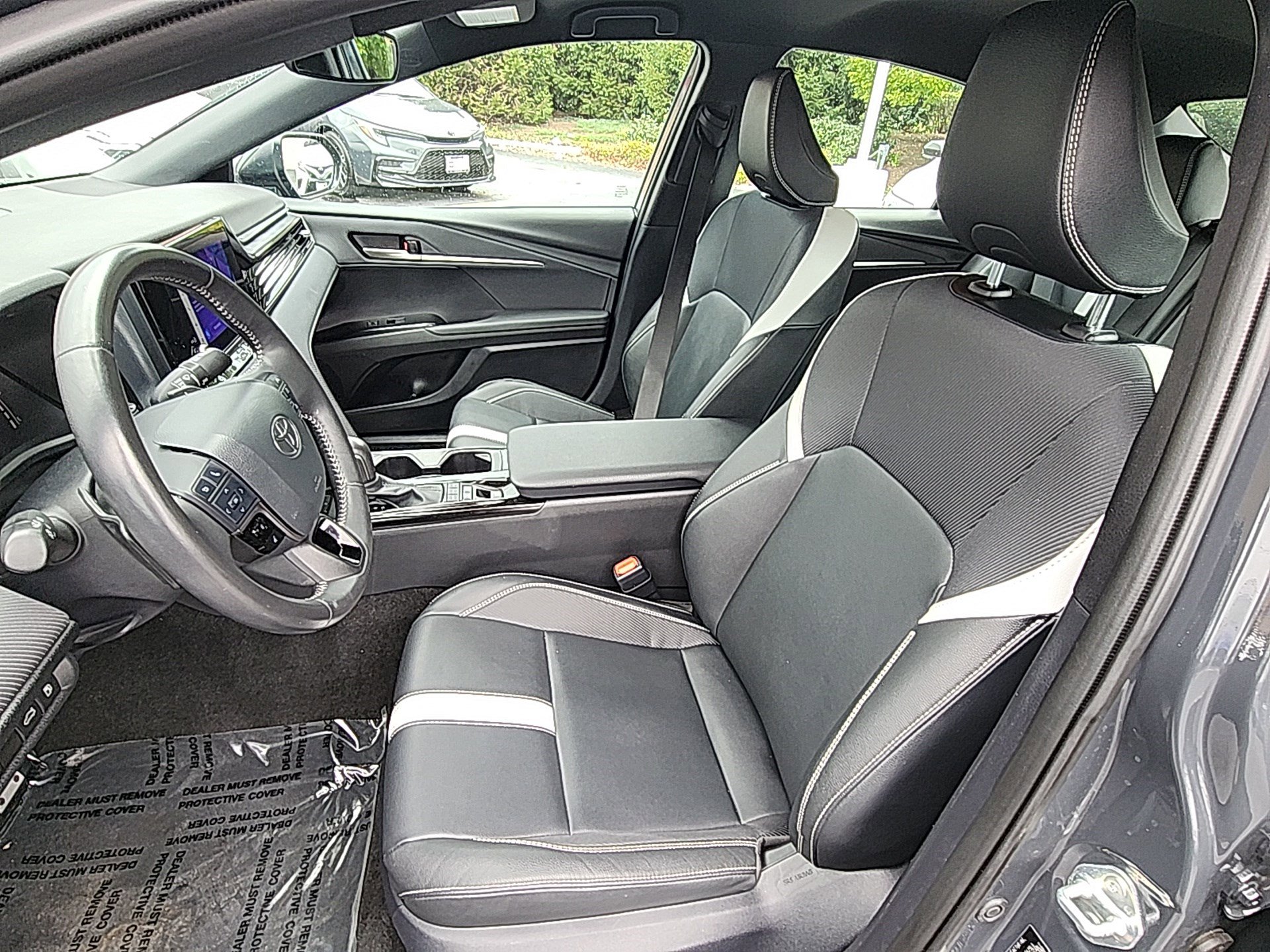 2025 Toyota Camry SE photo 20