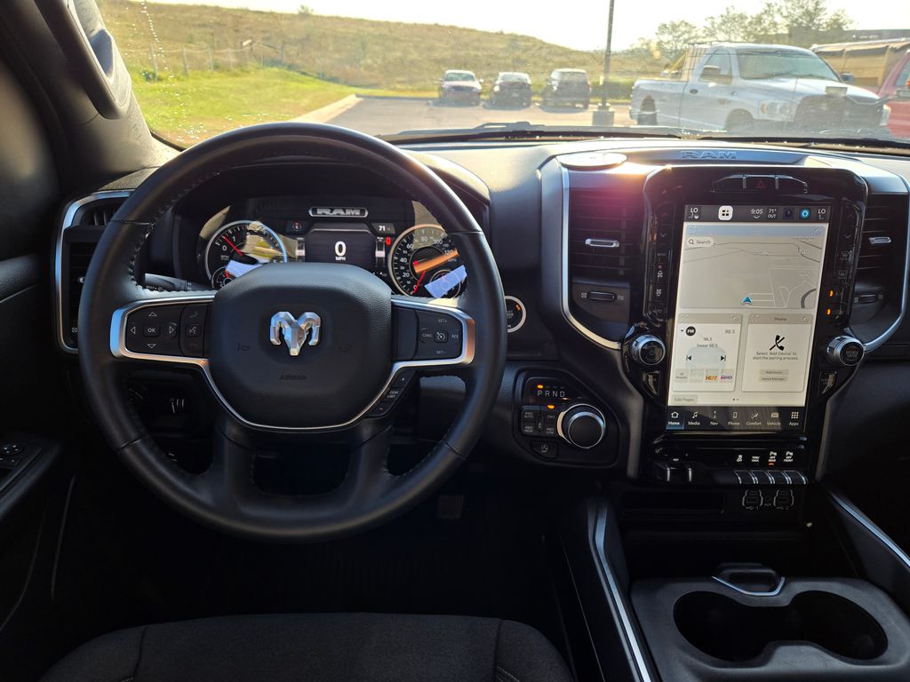 2024 Ram 1500 Big Horn Lone Star Night Edition photo 16