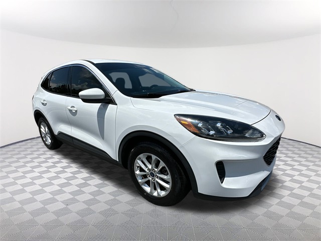 2020 Ford Escape SE photo 3