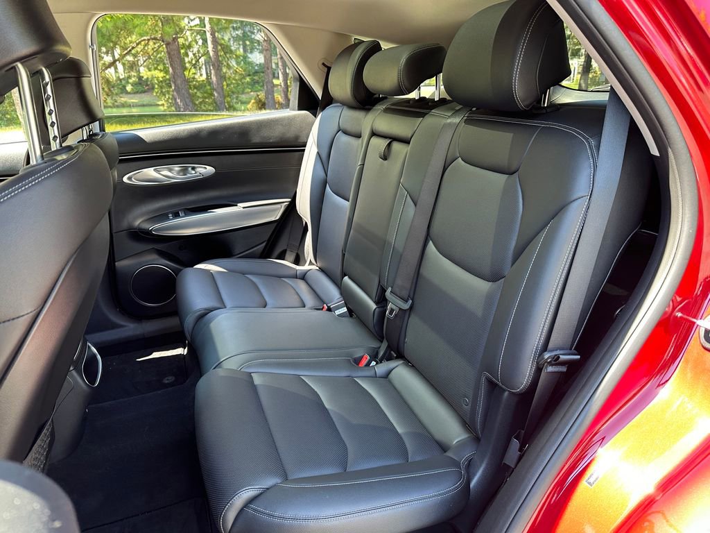 2024 Genesis GV70 2.5T photo 16