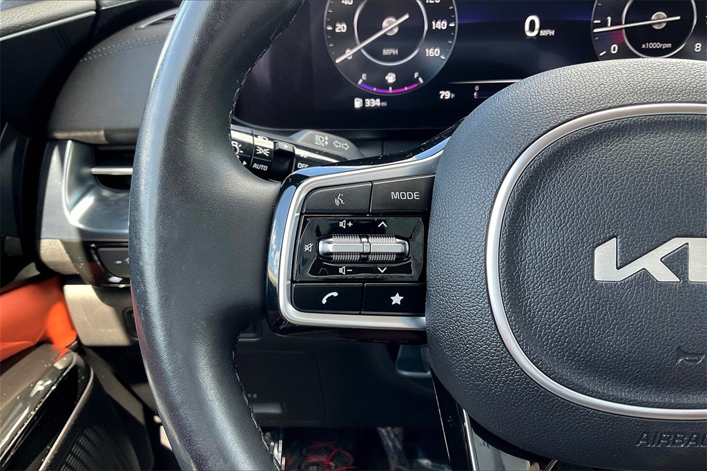 2022 Kia Carnival SX Prestige photo 22